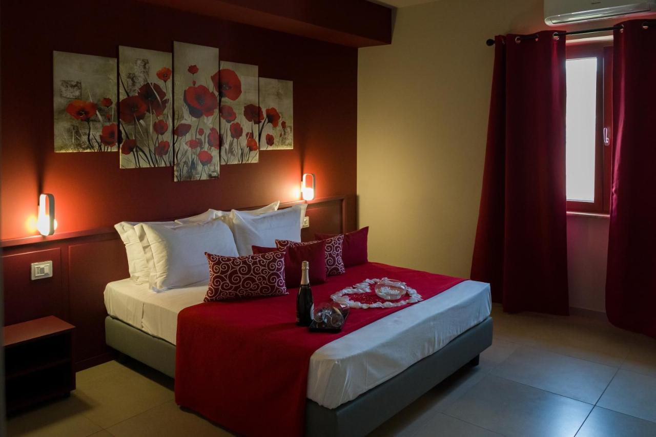 Rosy'S Rooms Patrica Εξωτερικό φωτογραφία